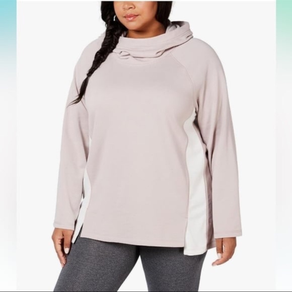 Calvin Klein Performance Crew Neck Color block Hoodie with Relaxed Fit
NWT 70.00 - Picture 1 of 3